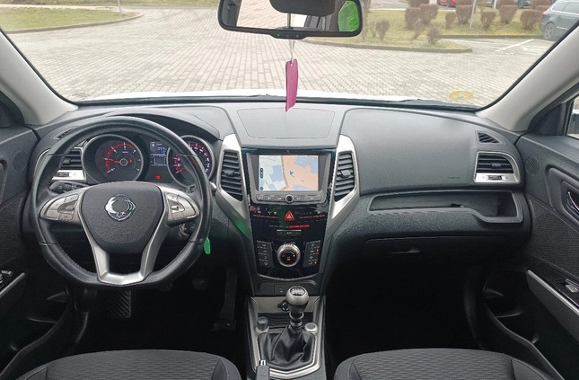 SsangYong Tivoli cena 42900 przebieg: 114000, rok produkcji 2016 z Góra małe 529